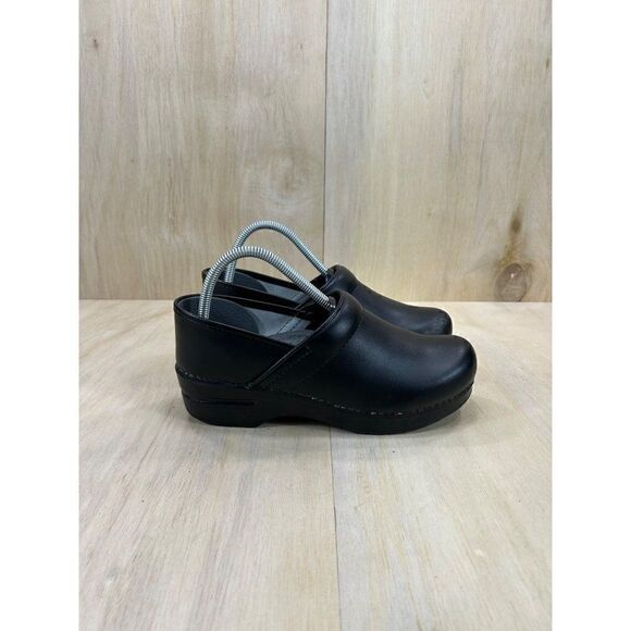 Dansko Professional Black Leather Slip On Nursing Clogs Womens Size 39 US 8.5/9 - Picture 5 of 8